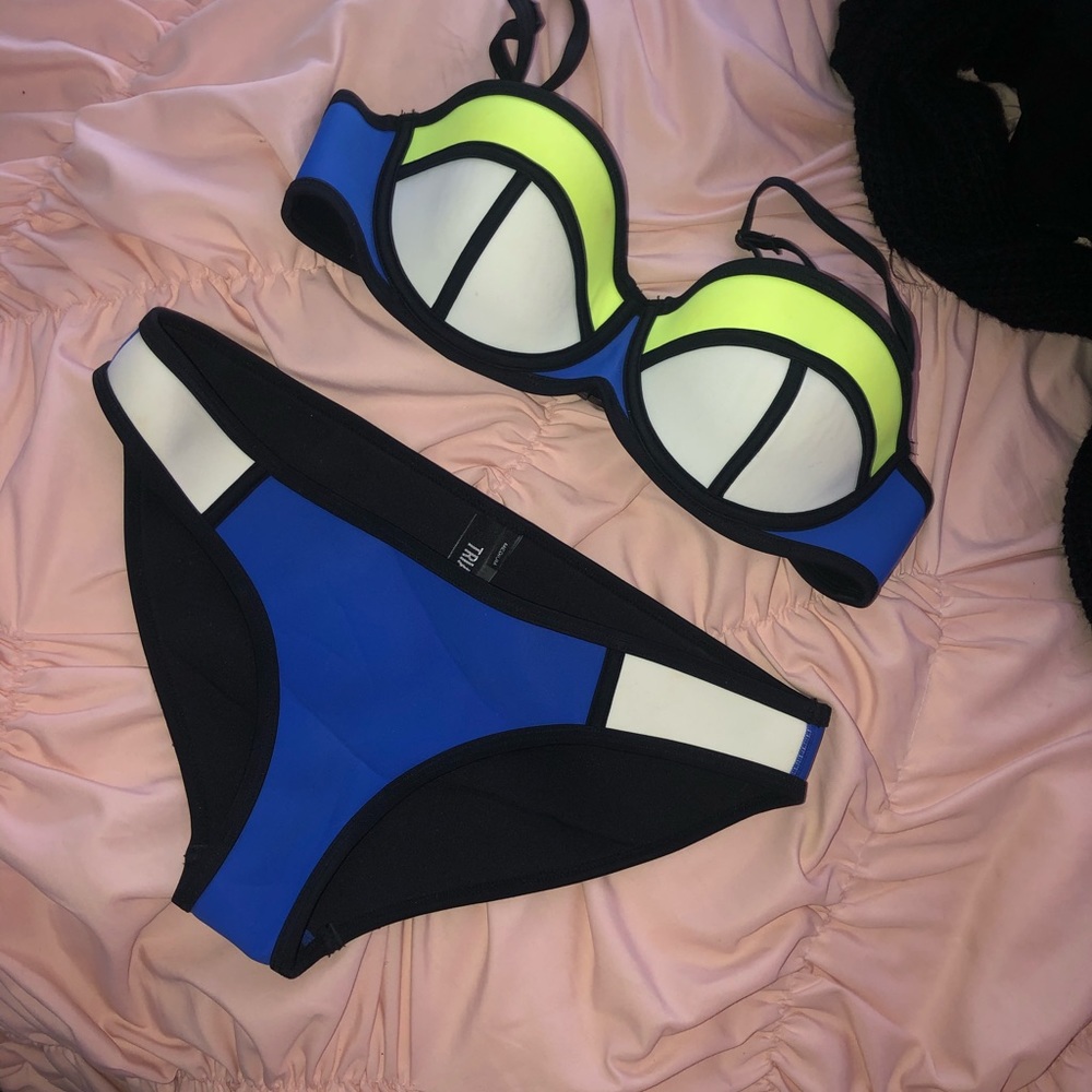 Triangl Bikini